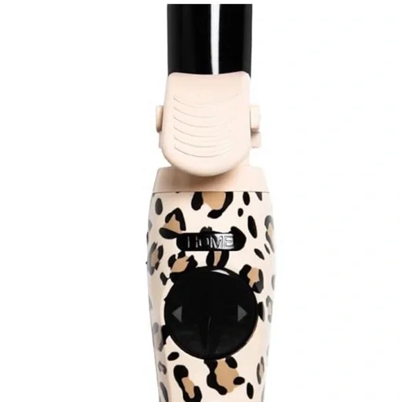Beachwaver Leopard Print Hair Curler display picture 1